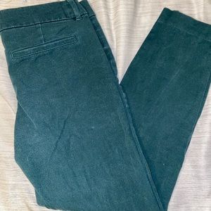 Adorable green pixie pant from Old Navy!